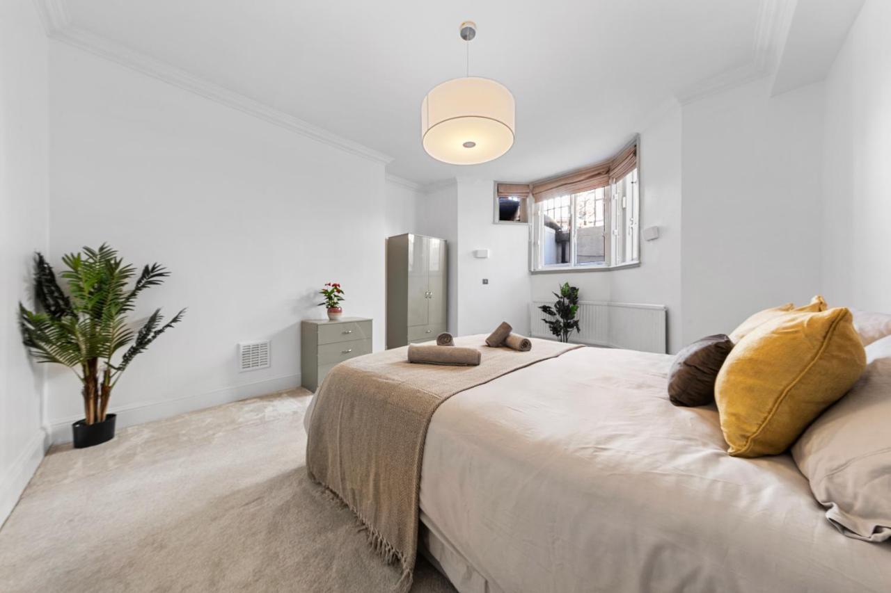 Appartement Harrods 2 Bed Lux Flat W/Patio à Londres Extérieur photo