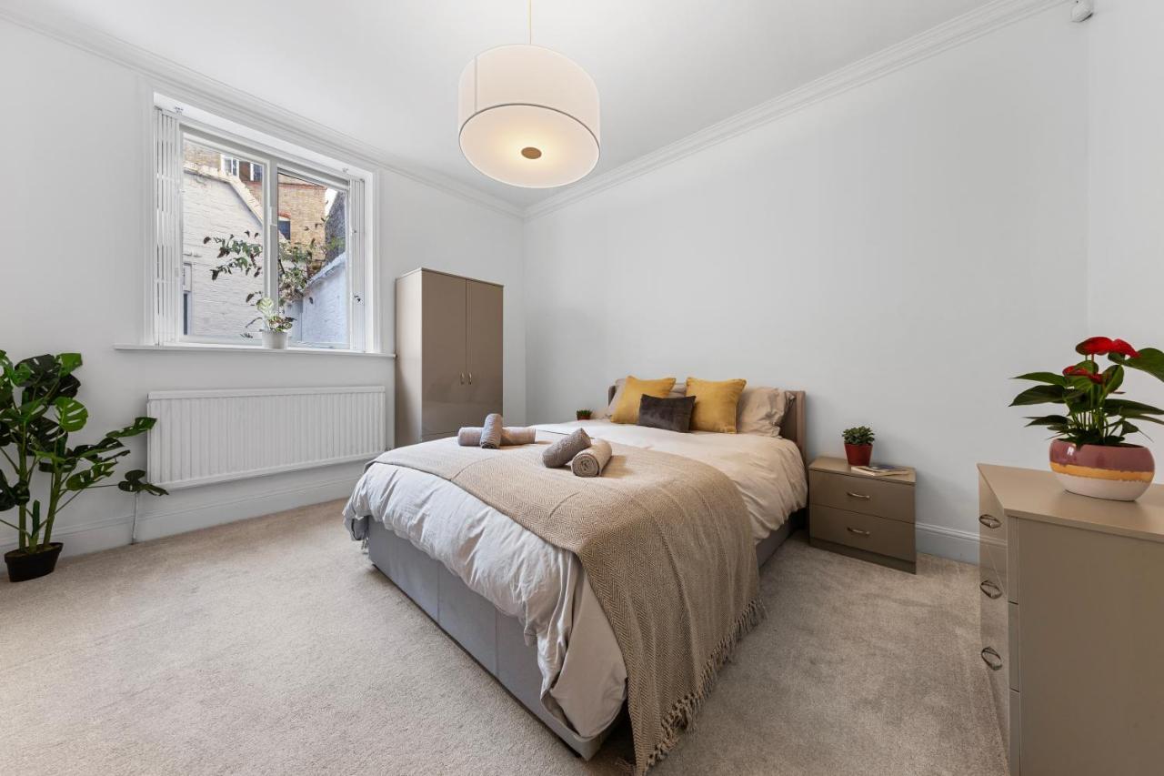Appartement Harrods 2 Bed Lux Flat W/Patio à Londres Extérieur photo