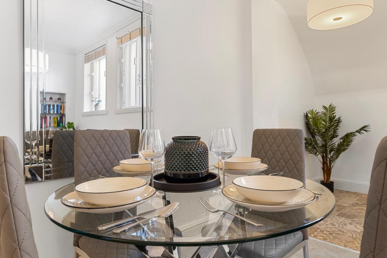Appartement Harrods 2 Bed Lux Flat W/Patio à Londres Extérieur photo