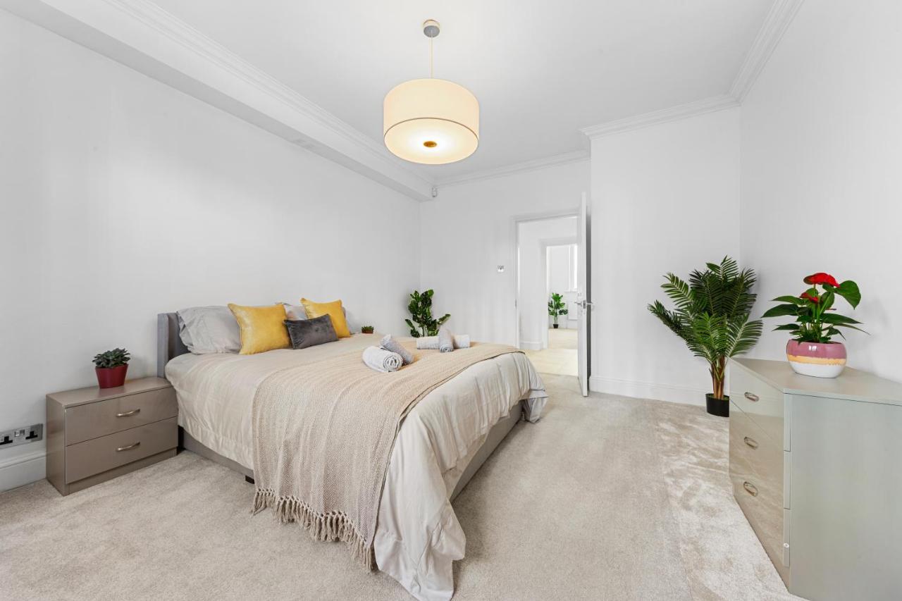 Appartement Harrods 2 Bed Lux Flat W/Patio à Londres Extérieur photo