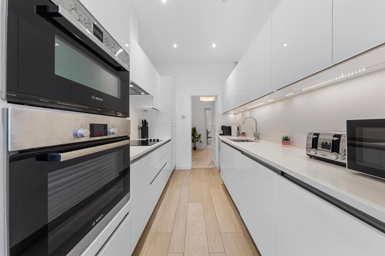Appartement Harrods 2 Bed Lux Flat W/Patio à Londres Extérieur photo